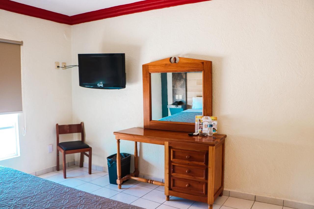 Hotel Gina Tecomán 외부 사진