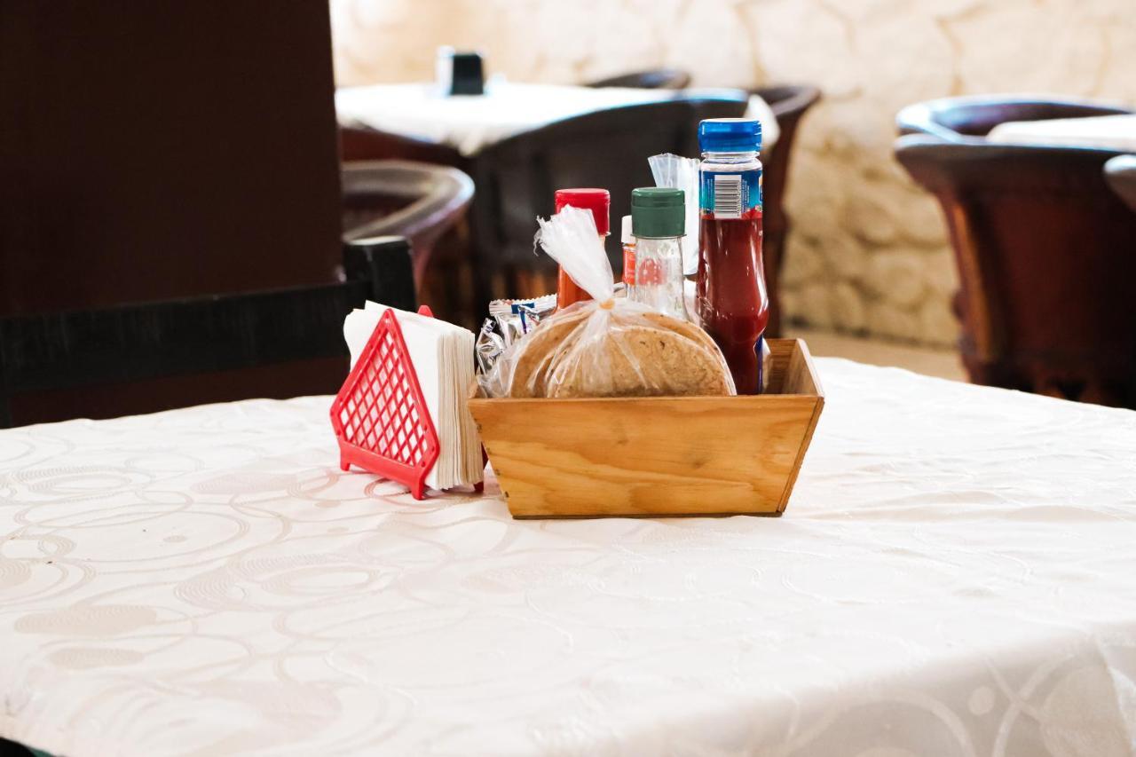 Hotel Gina Tecomán 외부 사진